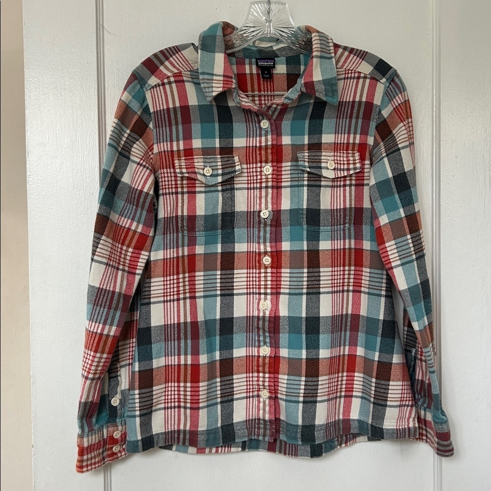 Patagonia Fjord Flannel Plaid Button Down